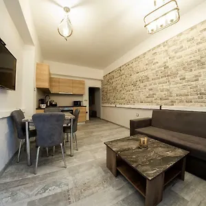 https://downtown-life-apartment.sofiahotelsbg.com